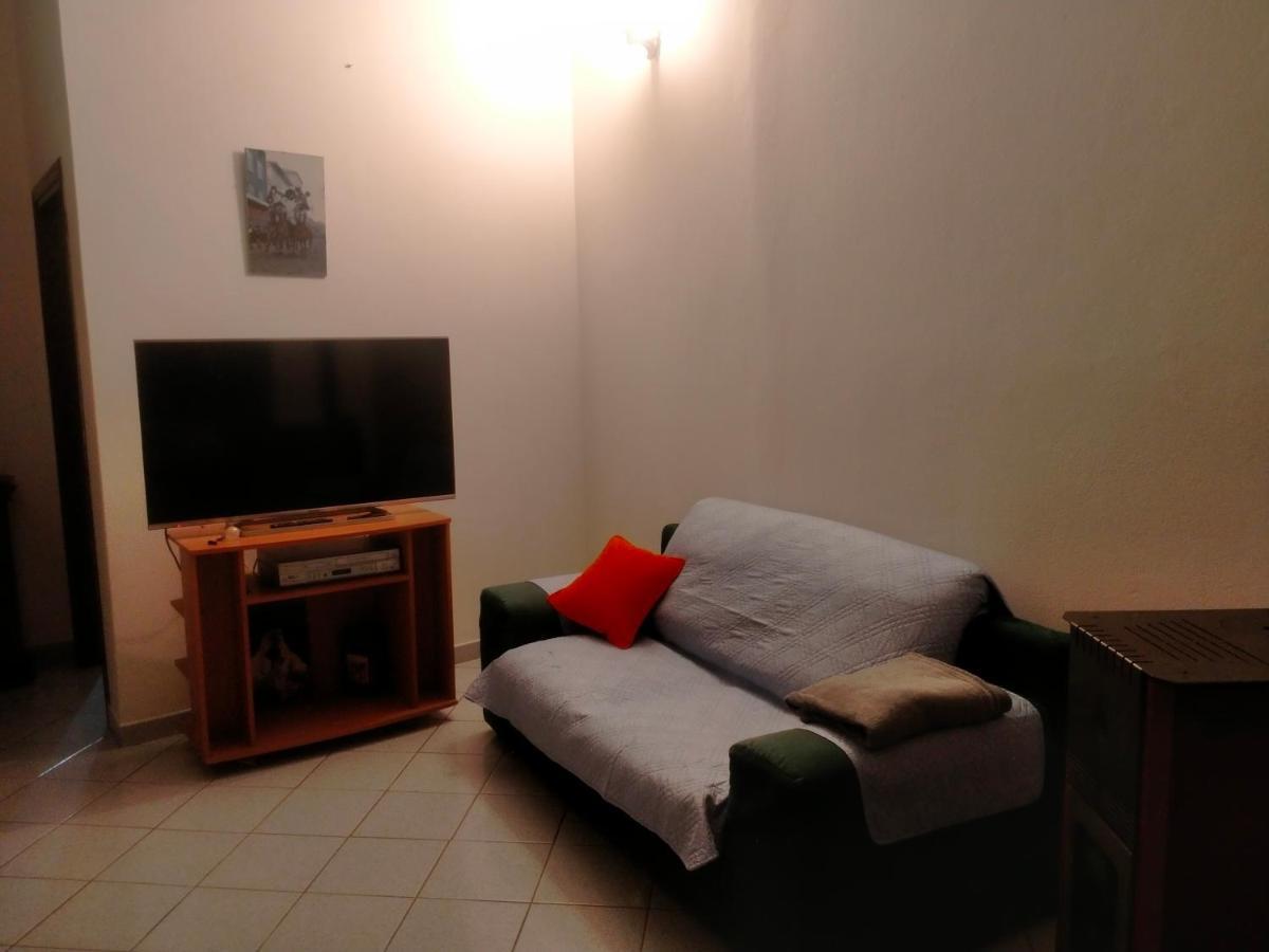 Appartamento Santa Giusta Extérieur photo
